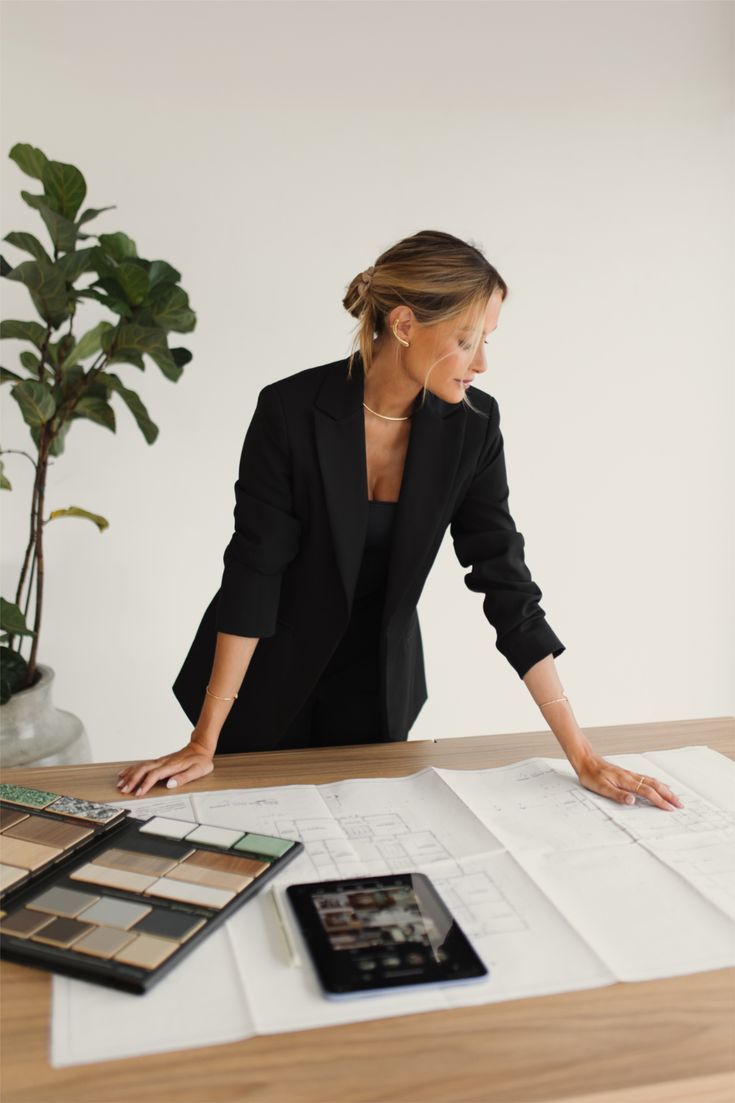 Zwei Menschen in einem ruhigen, aufmerksamen Gespräch